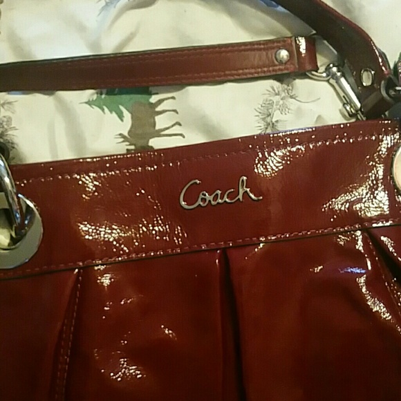 Coach - Picture 2 of 4